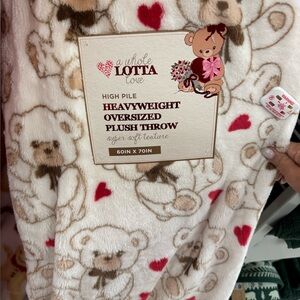Bear and Heart Design throw blanket